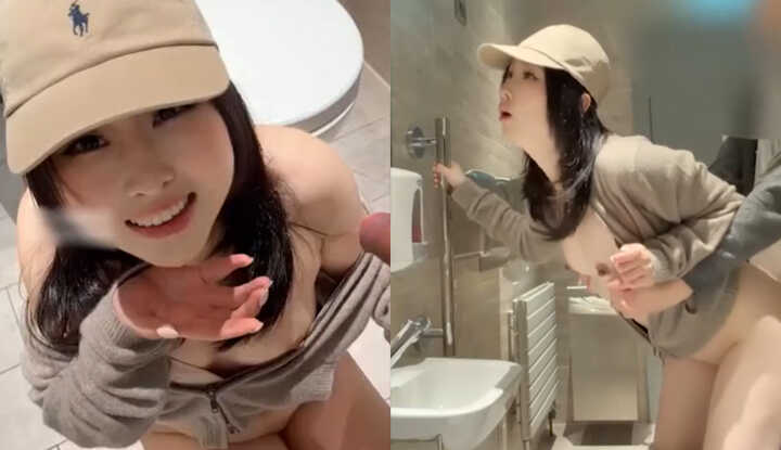 极品阿黑颜女神 噗噗 肯德基榨精视频！被前男友发现没穿内裤 卫生间后入口爆颜射！