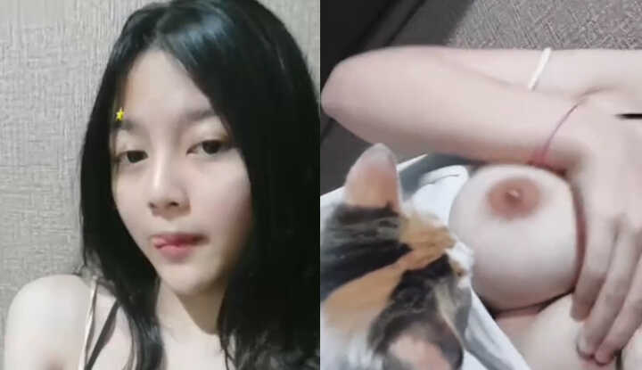 [印尼] 印度尼西亚极品嫩妹 Cella 甜美自拍视频泄露 揉捏玩弄傲人巨乳 抠穴吐舌极致诱惑！