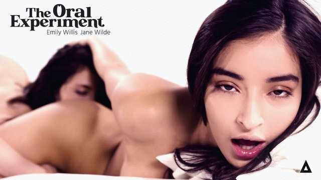 成人时间 - 艾蜜莉·威利斯 & 珍·怀尔德 下潜全场景