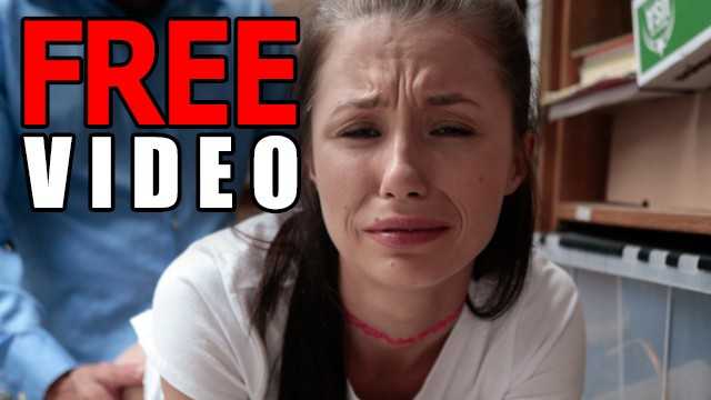 Shoplyfter - 这位美丽的少女将为试图从Justin Magnum的商店偷窃而感到后悔