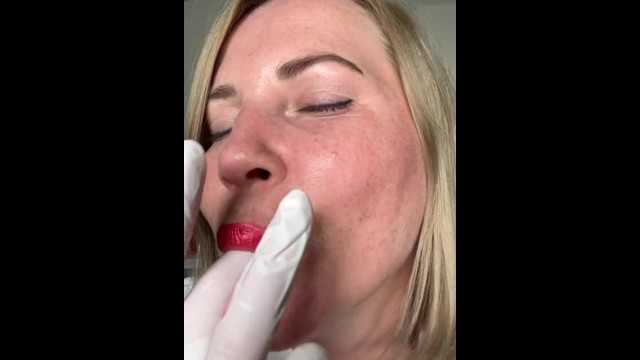 POV: 你来找大师进行一个手术 (ASMR)