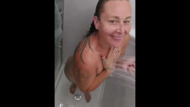 Watch me shower, shave and cum!