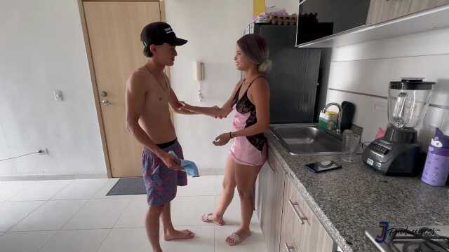 家庭治疗 - 既然我们是单独在一起，为什么不一起做爱呢？