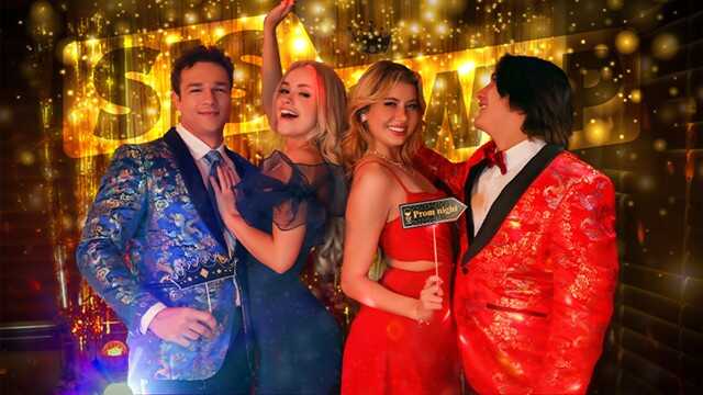 色欲熏心的闺蜜决定与自己的继兄弟彻底发展关系！