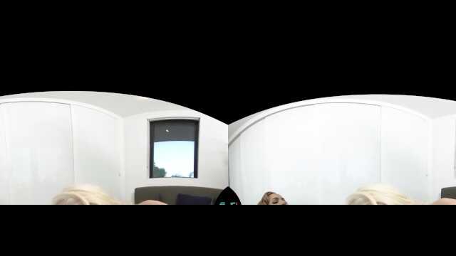 VRHUSH Richelle Ryan 用假阳具操她的继女Elsa Jean