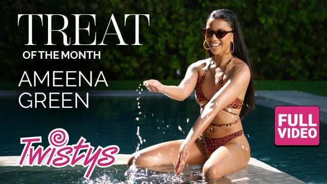 TWISTYS - 美丽的阿米娜·格林在玩弄她湿润的阴部之前摆姿势并展示她的身体