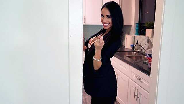 PropertySex - 陷入低迷期、急于达成交易的房地产中介