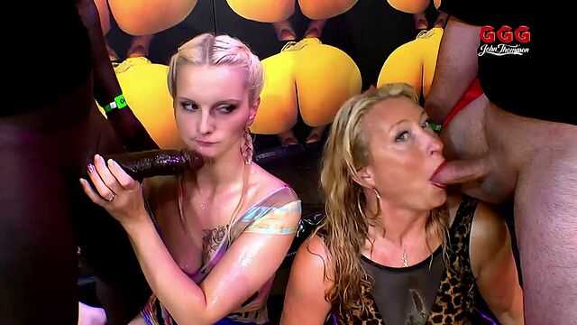 GGG 约翰·汤普森 喝尿和集体口交合集