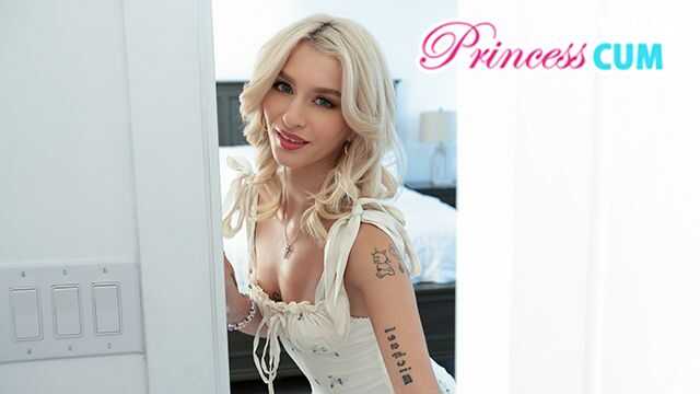 最性感的饥渴金发美女：公主射精收藏