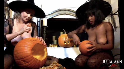 JuliaAnnLive 巨乳南瓜万圣节 与 Jenna Foxx 的幕后花絮