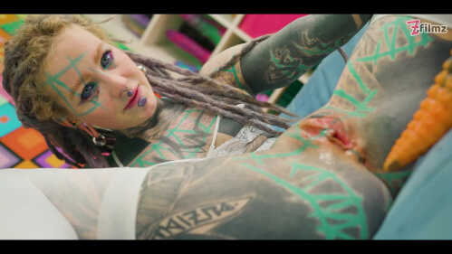 Z-Filmz Anuskatzz 深入她的洞穴