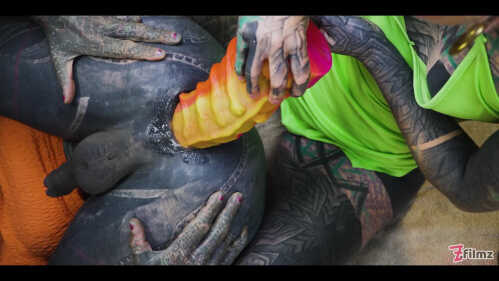 Z-Filmz：阿努斯卡兹 和 莉莉·卢 肛交拳交