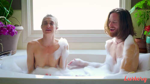 好色的杰森·鱼和滴液