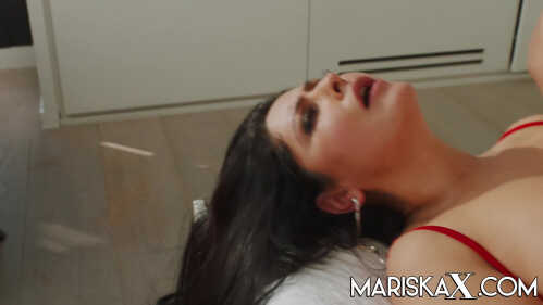 马丽斯卡X 马丽斯卡遇上了她的情人