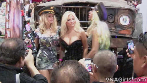 JuliaAnnLive 狂野女孩 Adultcon 幕后