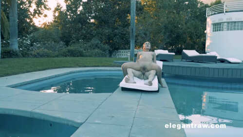 优雅Raw安娜斯塔西娅布莱克