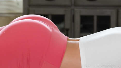 全女孩按摩：奥利夫·格拉斯 和 亚历克斯·科尔