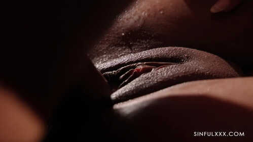 罪恶XXX 薇琪三人行