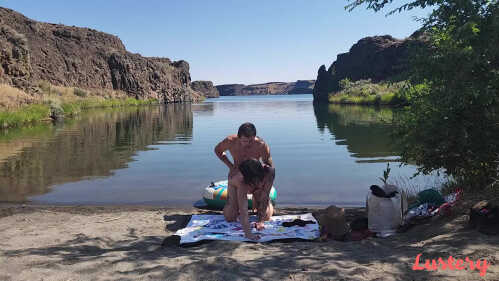 拉斯特里 风暴美人鱼在美国