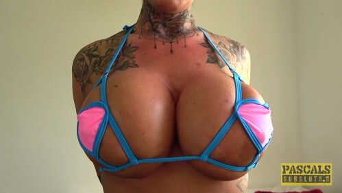 帕斯卡尔的顺从荡妇 布鲁克·詹姆森 脱衣与身体检查 独奏