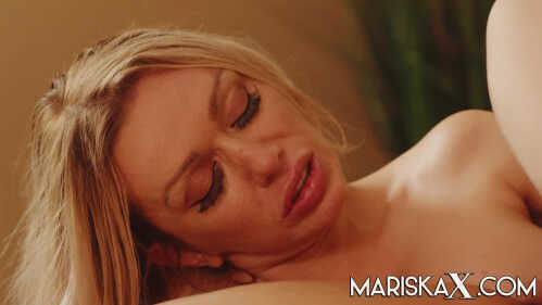 MariskaX Amber Jayne 和 Mariska 喜欢年轻男子