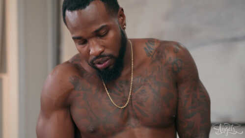 TransAngels：黛西·泰勒的衣橱满是秘密