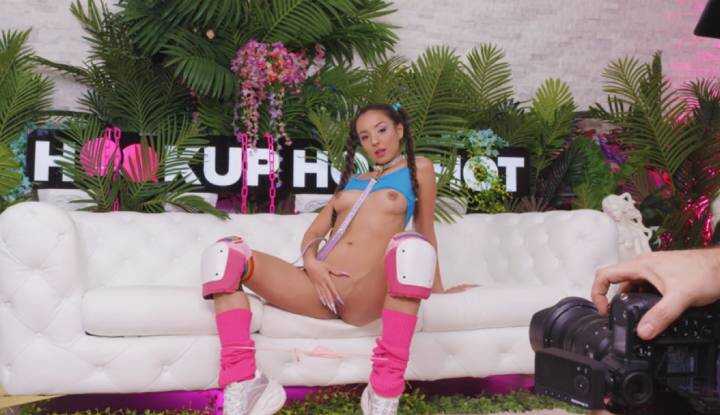 HookupHotshot 第418集 Sasha Tatcha 肛交幕后花絮