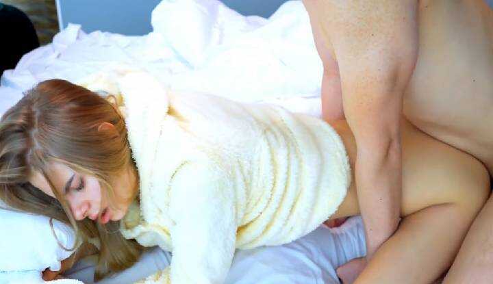 为了操而旅行 谢尼娅处女