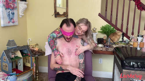 Lustery E1720 弗兰基·费图奇尼 与 凯娅·伊芙 好男孩得到的