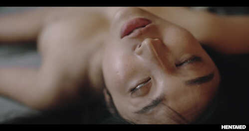 Hentaied 艾米丽·百多塔 和 潘妮·帕克 枕边话 4