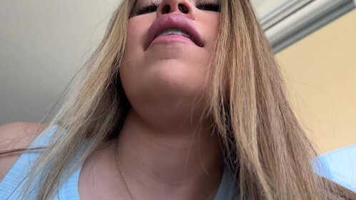 OnlyFans 阿拉贝拉·梅 带牙套的继女 随心所欲