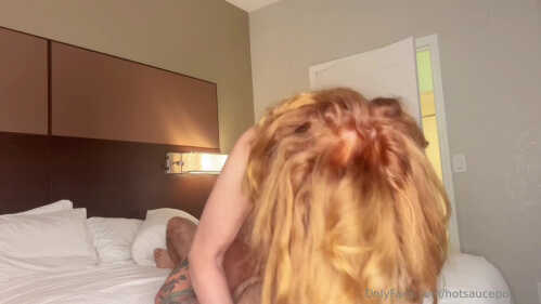 OnlyFans 安迪·詹姆斯与色情明星熟女酒店幽会生娃