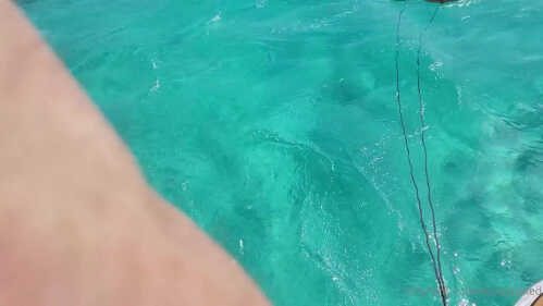 OnlyFans 2025 丹妮尔·雷内 船上性爱