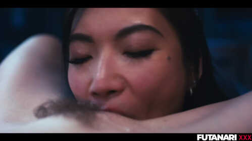 扶她多莉 X 和蒂芙尼·塔图姆 鬼魂不存在