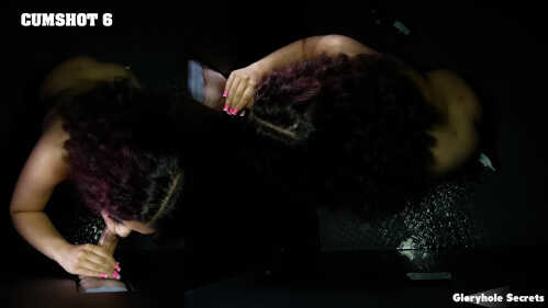 GloryHoleSecrets 阿彻·阿里 第一次荣耀洞 POV