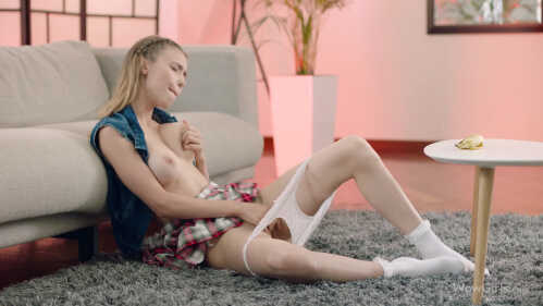 WowGirls 米拉·阿祖尔 爱的果实