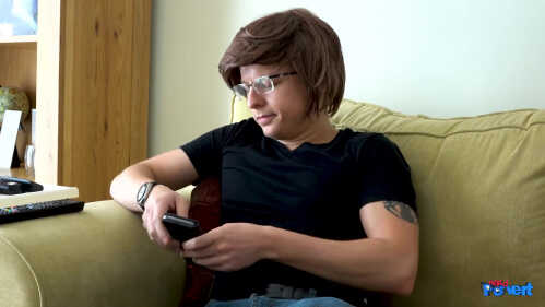 NerdPervert E221 劳拉·卢·克雷格的荣耀