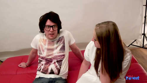 NerdPervert E246 吉娜·帕克 精液污渍