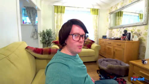 NerdPervert E254 Lola Marie 诱人的荡妇