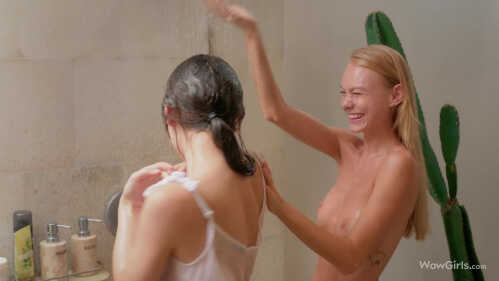 WowGirls Nancy A 和 Ellie Leen 两位女神