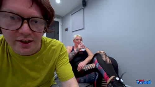 NerdPervert E301 Darlo 肌肉妹