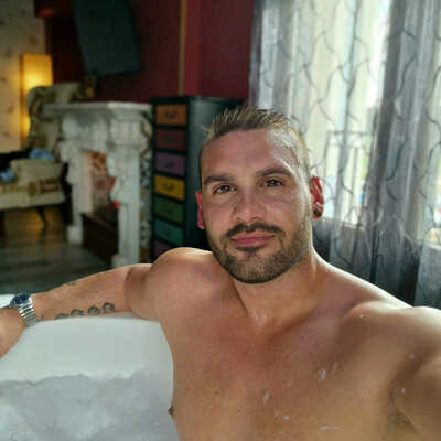 Anthony Jonezs Official